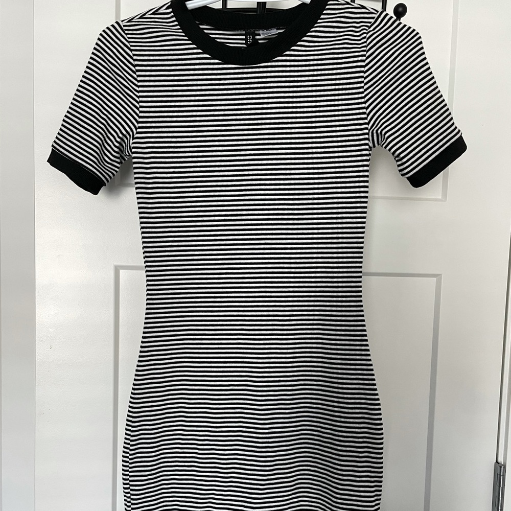 💕 H&M striped bodycon t shirt dress